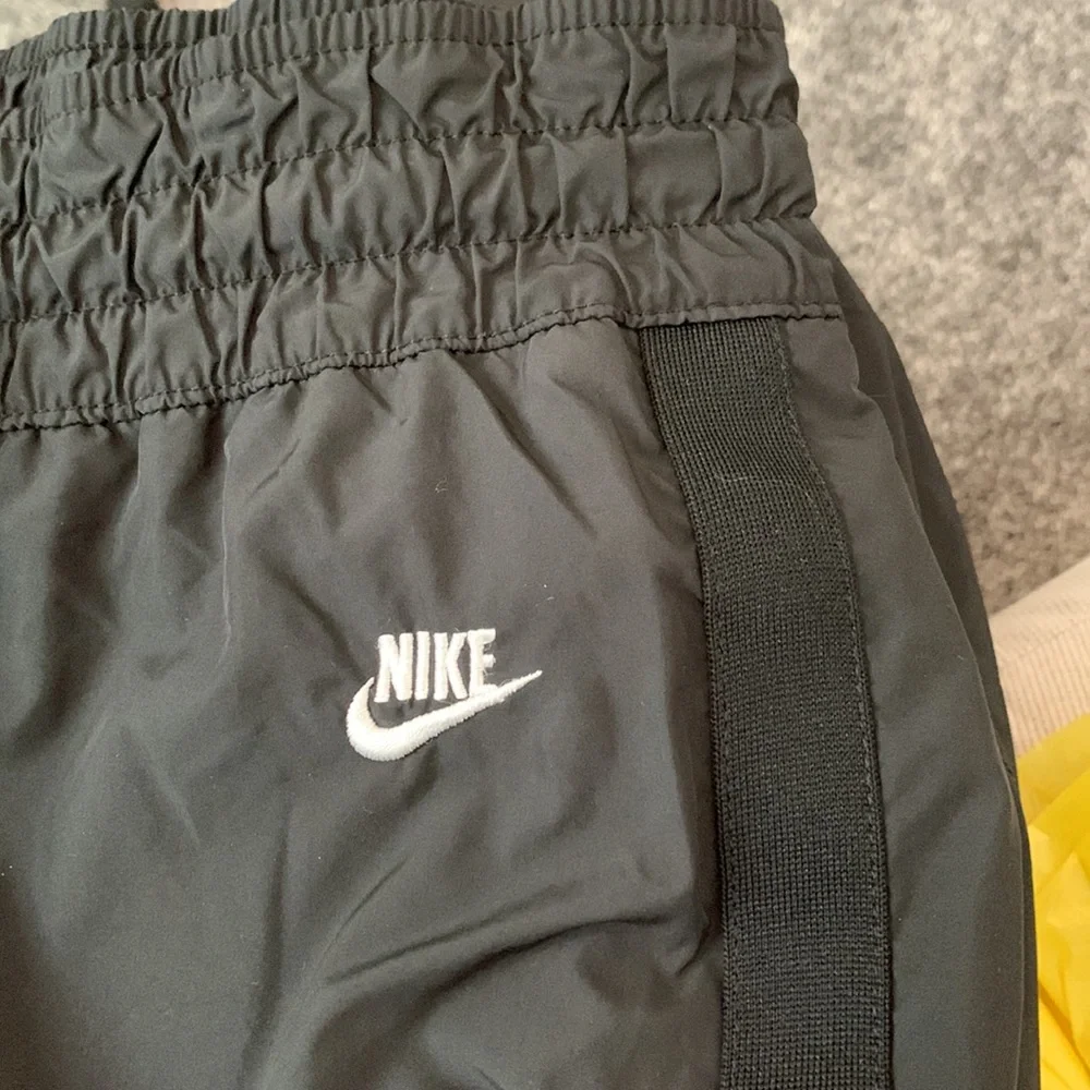 Nike Track pants - Picture 11 of 11